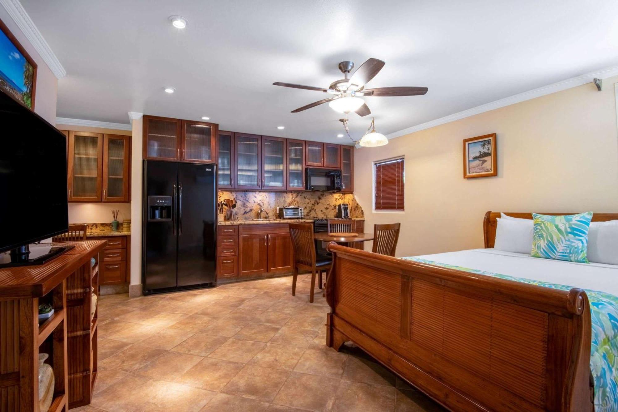Days Inn By Wyndham Maui Oceanfront Wailea  Exterior foto